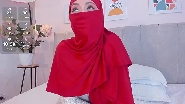 fatiima  online show from 12/13/25, 07:53