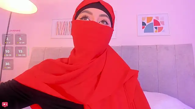 fatiima  online show from 04/29/26, 07:09