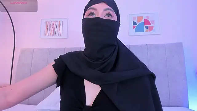 fatiima  online show from 05/19/26, 07:31