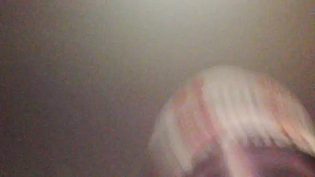 Snapshot of lateinos chatting on 10/19/25, 01:50 lateinos online show from 10/19/25, 01:50