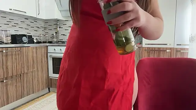 Sutgibiezgi online show from 11/25/25, 10:26