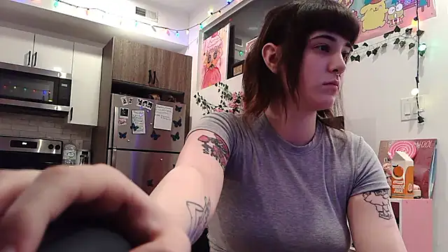 Snapshot of Trickylucy555 chatting on 01/14/26, 08:09 Trickylucy555 online show from 01/14/26, 08:09