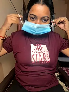 Snapshot of pumpumrani chatting on 11/02/25, 04:15 pumpumrani online show from 11/02/25, 04:15