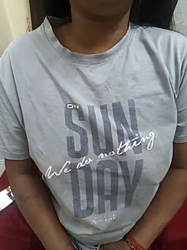 Snapshot of hot_richa chatting on 12/20/25, 06:31 hot richa online show from 12/20/25, 06:31