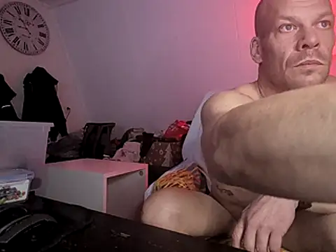 Kinky Play1 online show from 01/18/26, 07:50