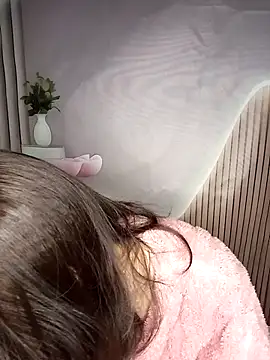 Fish yellow online show from 11/28/25, 08:55