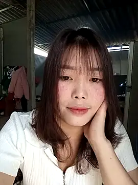 Fish yellow online show from 12/16/25, 01:10