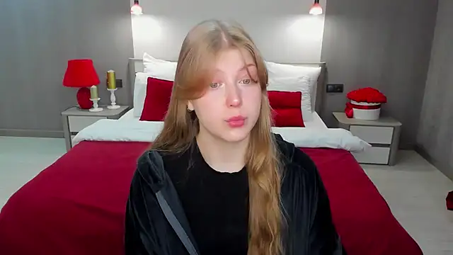 Stella Light online show from 11/17/25, 04:29