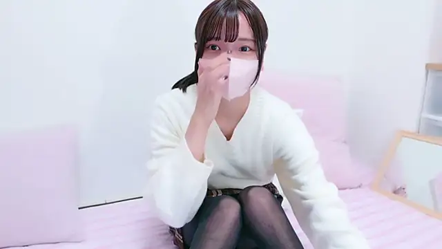 Snapshot of xKoharux chatting on 11/07/25, 09:42 xKoharux online show from 11/07/25, 09:42