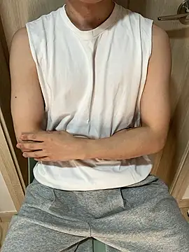 Snapshot of jihoooon_00 chatting on 02/27/26, 01:11 jihoooon 00 online show from 02/27/26, 01:11