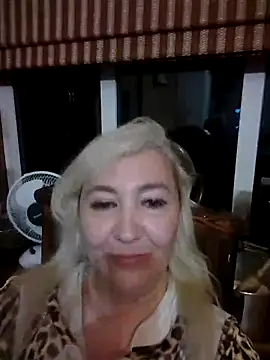 Snapshot of LadyKriss chatting on 05/22/26, 07:08 LadyKriss online show from 05/22/26, 07:08