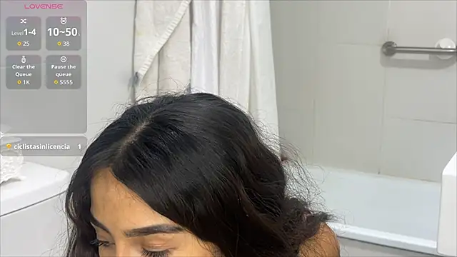 julia mendes online show from 11/29/25, 03:53