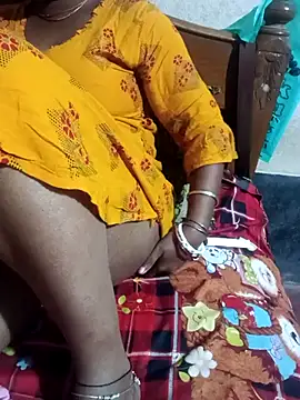 Snapshot of Hot-joyaa chatting on 11/13/25, 05:45 Hot-joyaa online show from 11/13/25, 05:45