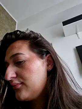 Snapshot of MartaMille chatting on 11/04/25, 09:08 MartaMille online show from 11/04/25, 09:08