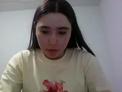 Snapshot of Anni_123456 chatting on 10/22/25, 06:29 Anni 123456 online show from 10/22/25, 06:29