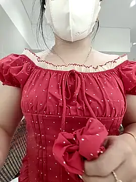 Mina-02 online show from 06/15/26, 09:55