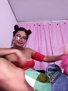 Snapshot of AfroditaSweet@xh chatting on 01/08/26, 08:05 AfroditaSweetxh online show from 01/08/26, 08:05