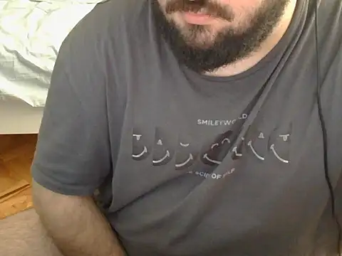 Snapshot of moneyman_11 chatting on 05/25/26, 08:09 moneyman 11 online show from 05/25/26, 08:09