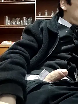 Carriata larry online show from 11/15/25, 03:15