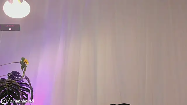 Lovely queens  online show from 11/25/25, 10:15