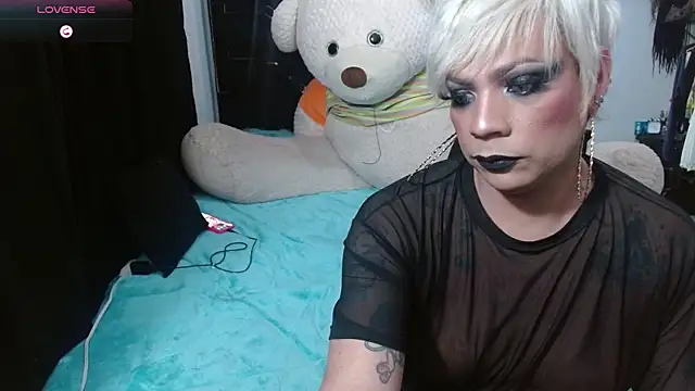 Snapshot of talianha chatting on 04/03/26, 01:03 talianha online show from 04/03/26, 01:03