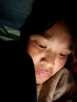 chipu06 online show from 11/19/25, 02:50