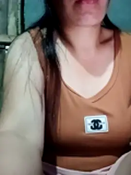 Snapshot of chipu06 chatting on 06/29/26, 11:54 chipu06 online show from 06/29/26, 11:54