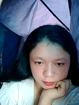 lisa-bae00 online show from 10/26/25, 09:48