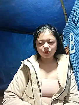 lisa-bae00 online show from 11/20/25, 10:20