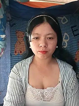 lisa-bae00 online show from 12/21/25, 04:30