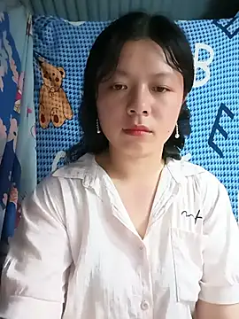 Snapshot of lisa-bae00 chatting on 06/20/26, 12:41 lisa-bae00 online show from 06/20/26, 12:41