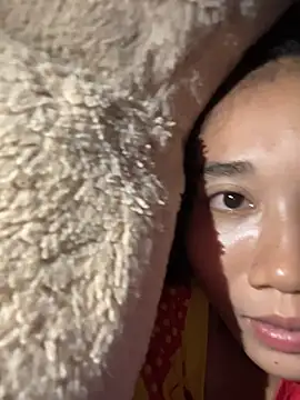 Candy 111 online show from 12/17/25, 04:13