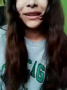 Snapshot of XxxXeduRLupit chatting on 12/15/25, 05:06 XxxXeduRLupit online show from 12/15/25, 05:06