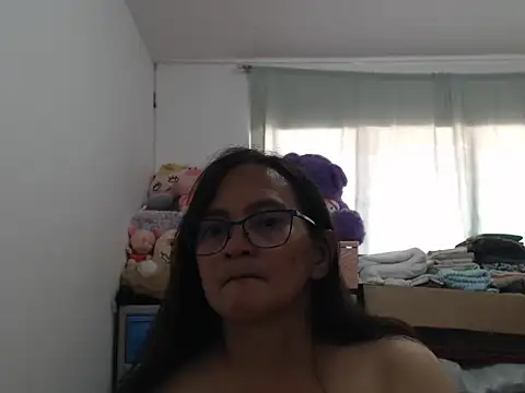 Snapshot of Kinkybela2025 chatting on 10/26/25, 05:46 Kinkybela2025 online show from 10/26/25, 05:46