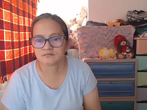 Snapshot of Kinkybela2025 chatting on 02/18/26, 12:17 Kinkybela2025 online show from 02/18/26, 12:17