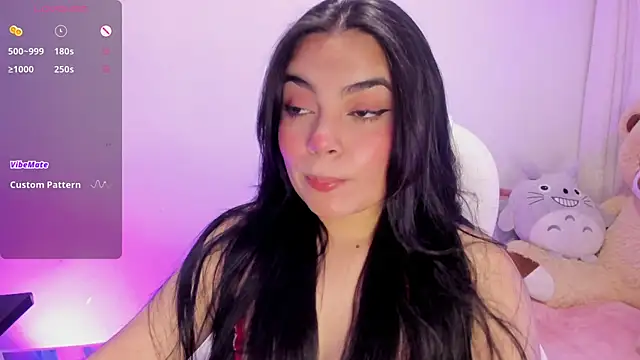 Snapshot of summersunset chatting on 12/17/25, 11:11 summersunset online show from 12/17/25, 11:11