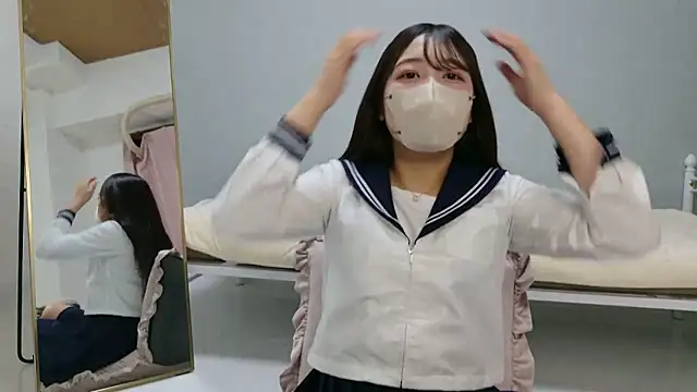 Snapshot of yui_chan00 chatting on 02/09/26, 11:47 yui chan00 online show from 02/09/26, 11:47