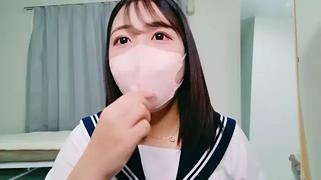 Snapshot of yui_chan00 chatting on 04/07/26, 06:58 yui chan00 online show from 04/07/26, 06:58