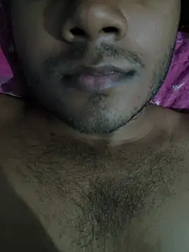Snapshot of deepikasinghranu18 chatting on 10/21/25, 04:08 deepikasinghranu18 online show from 10/21/25, 04:08