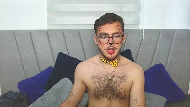 Zac Golden online show from 10/27/25, 02:15