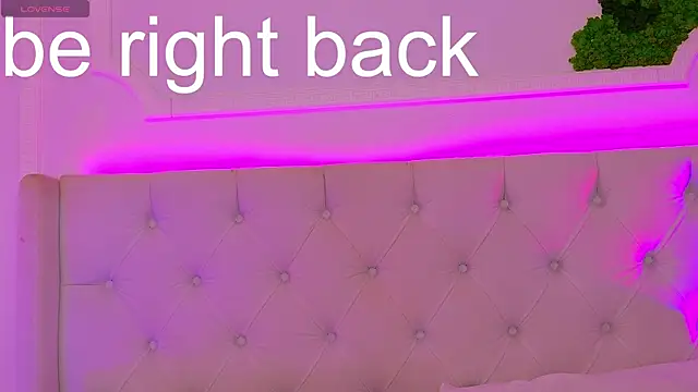 ElisaCharm online show from 06/19/26, 03:55