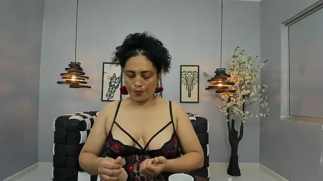 Bianca Millf online show from 05/07/26, 03:56