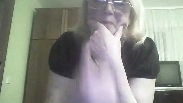 AmyLove353 online show from 03/30/26, 09:16
