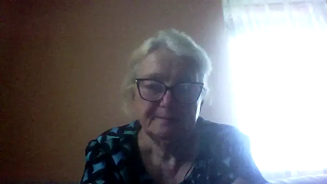 AmyLove353 online show from 06/12/26, 04:55