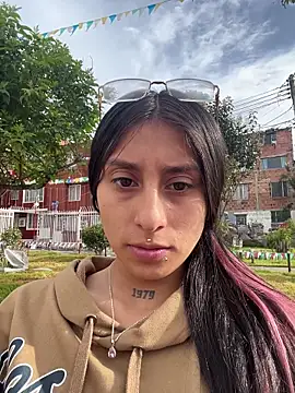 Snapshot of Violeet-Smith chatting on 12/02/25, 12:54 Violeet-Smith online show from 12/02/25, 12:54