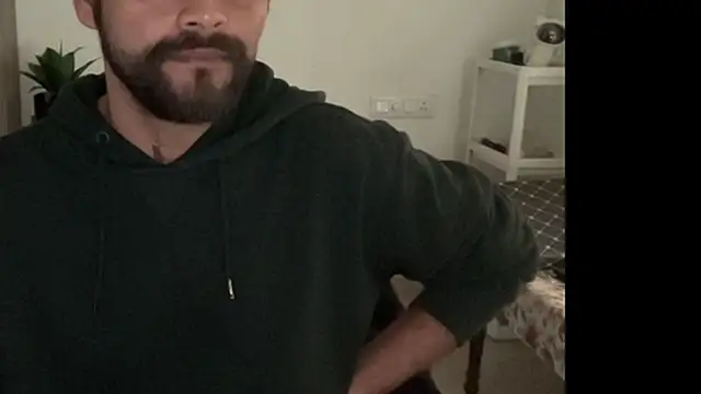 MakeMeAwareAah online show from 12/15/25, 03:44