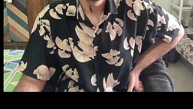 MakeMeAwareAah online show from 12/18/25, 05:57