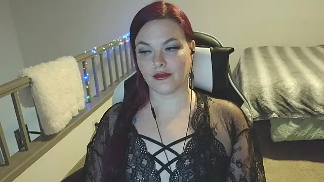 Snapshot of MissSirenaRhul chatting on 10/24/25, 12:19 MissSirenaRhul online show from 10/24/25, 12:19