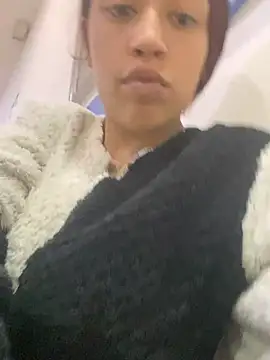 Snapshot of mia_scarlett7 chatting on 01/13/26, 04:01 mia scarlett7 online show from 01/13/26, 04:01