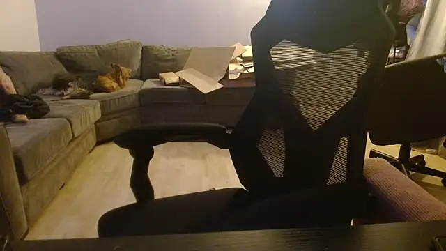 Snapshot of stacybanks chatting on 01/07/26, 12:29 stacybanks online show from 01/07/26, 12:29